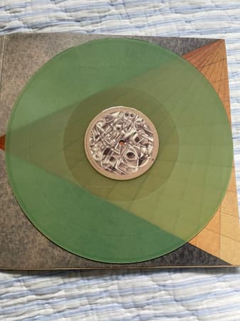 JUNIP - FIELDS (COKEBOTTLE GREEN)