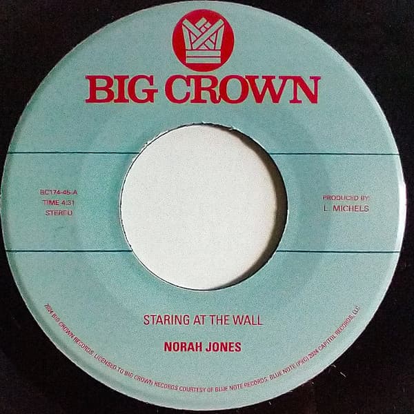 JONES, NORAH - STARING AT THE WALL