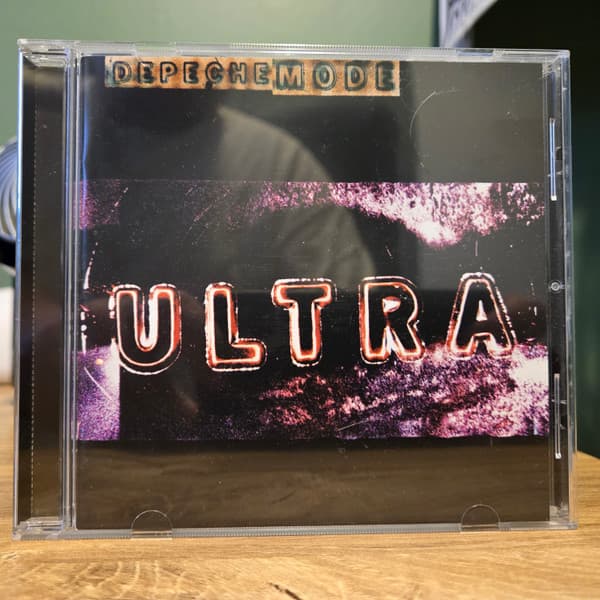 DEPECHE MODE - ULTRA